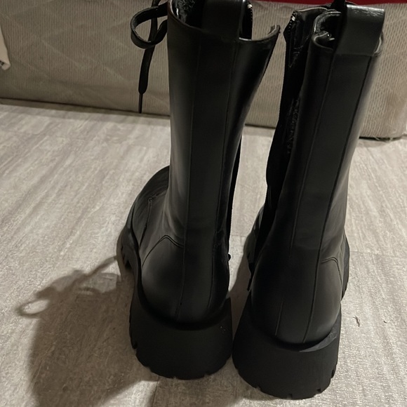 Used once. Without box. - Picture 3 of 5